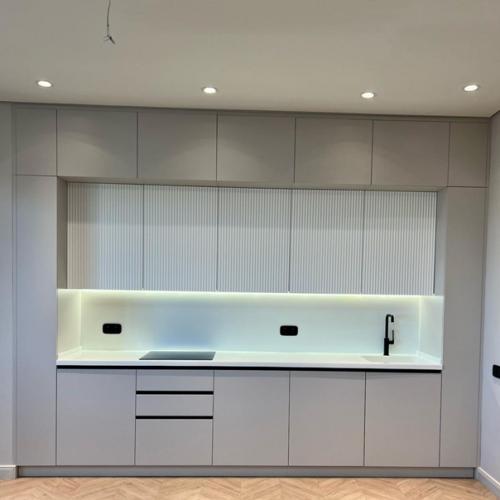 Закончили монтаж кухни. 02