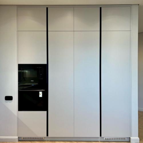 Закончили монтаж кухни. 06