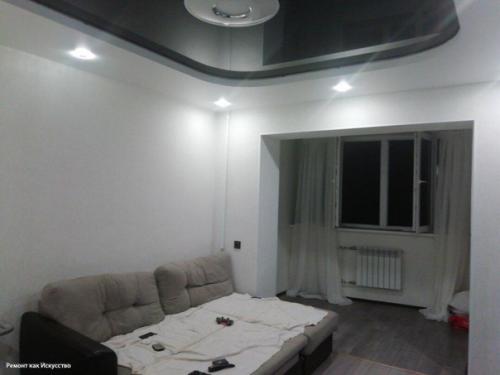 Немного расширили пространство в комнате за счет балкона. 02