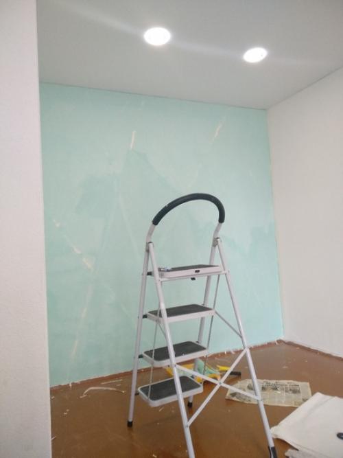 Ремонт в комнате 17, 5 м, быстро, дёшево и необычно. 04