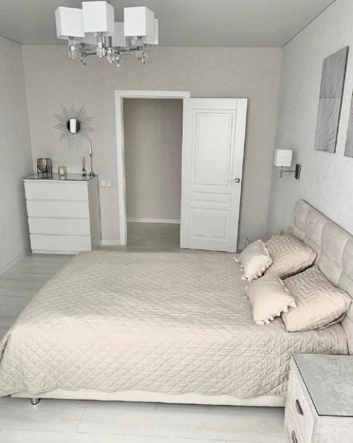 Интерьер в светлых тонах сделает помещение стильным, современным и уютным. 02