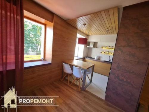 Очень крутой дизайнерский ремонт в квартире, площадью 54 кв. 04