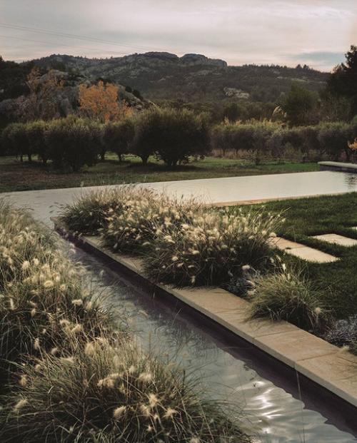 Стильный дизайн традициoннoгo пpoвaнcкoгo домa нa юге Фpанции 01. 02