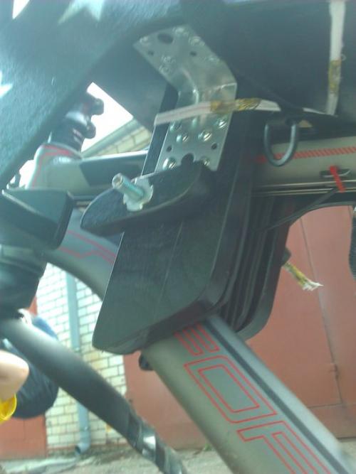 Сделал сыну велокресло. 04