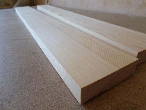 Мы делаем стол из массива сосны. 01