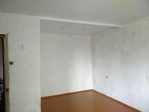 Ремонт в комнате 17, 5 м, быстро, дёшево и необычно. 02