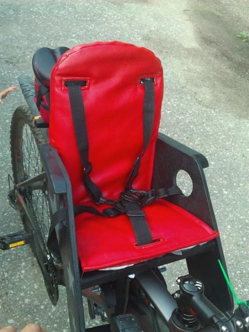 Сделал сыну велокресло. 02