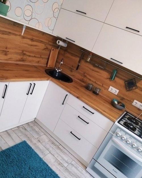 Любимая кухня.  Дизайн сама придумала. 01