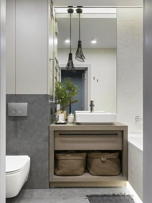 Небольшая по площади, но очень продуманная и визуально просторная - эта двухкомнатная квартира площадью 41, 5 кв. 07