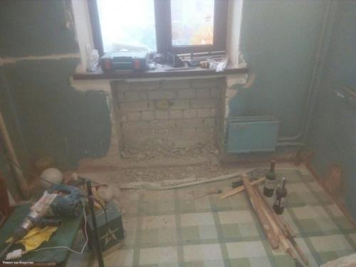 8 кв.  м. ремонтом занимался сам, гарнитур привезли мебельщики, замеры брали они же, но сборку им не доверил. 02