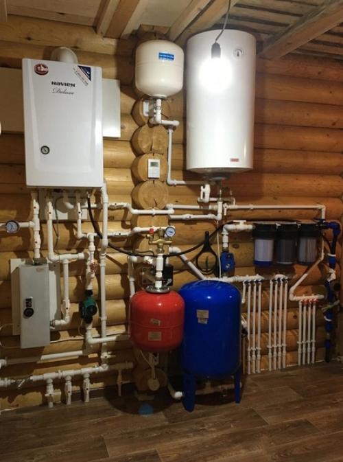 Хорошо, когда сам в отоплении рубишь, а не криворуких мастеров нанимать. 03