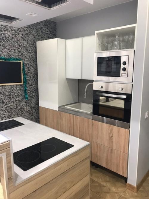 Наша трехкомнатная студия в 65 кв. 01