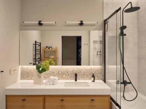 На площади 69 кв. 09