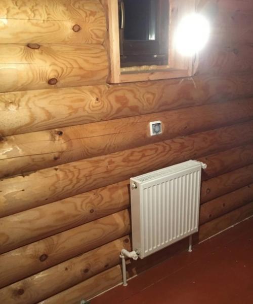 Хорошо, когда сам в отоплении рубишь, а не криворуких мастеров нанимать. 01