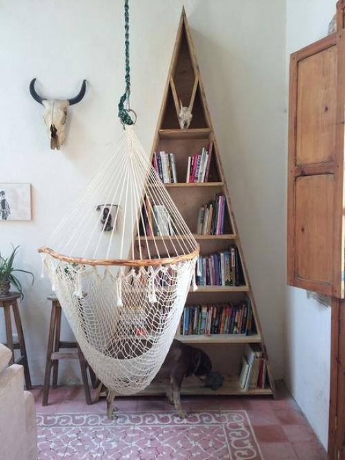 Треугольный треугольник. Угловатый своевольник. 03