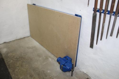 Как сэкономить пространство в небольшом гараже, при этом сохранить Рабочий Уголок? 02