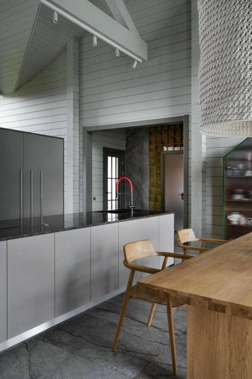 Это гармоничное сочетание лаконичной архитектуры и элементов культурного наследия. 04