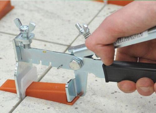 Укладка кафеля с использованием системы выравнивания плитки СВП. 02