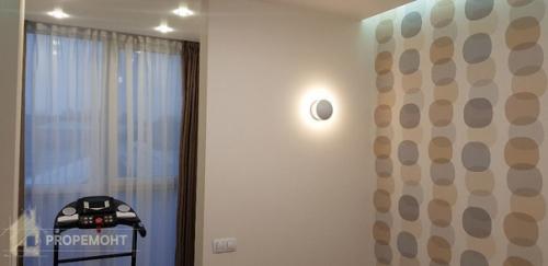 Незамысловатый, но но красивый дизайн в квартире 63 кв. 04