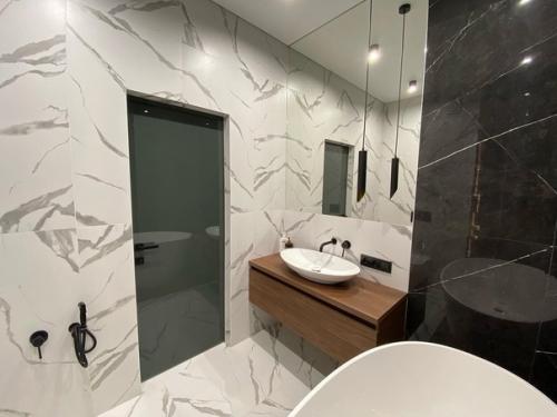 107 кв.  м под продажу. 05