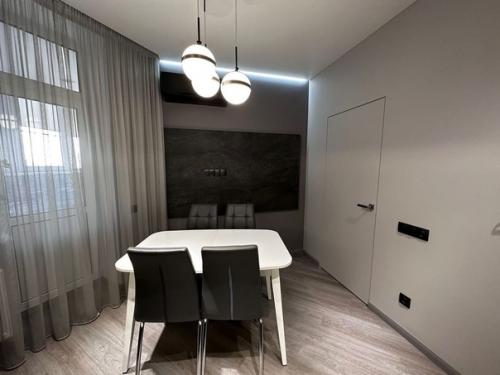 1 к квартира с дорогим дизайнерским ремонтом. 04