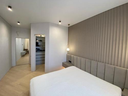 107 кв.  м под продажу. 07