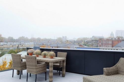 Водонапорная башня 19 века в Лондоне превратилась в современный функциональный дом для молодой пары. 04