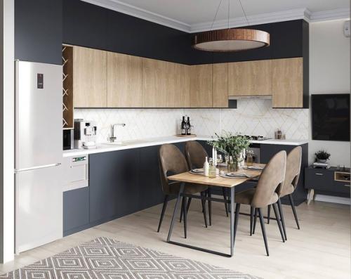 Стильный современный интерьер кухни - гостиной с яркими акцентами. 03