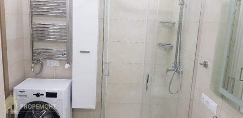 Незамысловатый, но но красивый дизайн в квартире 63 кв. 06