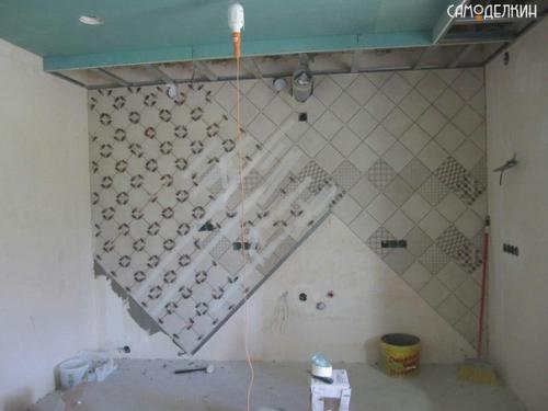 Добрый день.  Раз всем так понравилась солнечная желтая ванна, покажу и кухню из этого домика площадью 200 м 2. критикуйте. 03