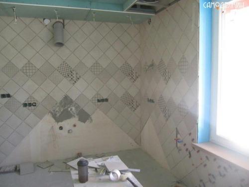 Добрый день.  Раз всем так понравилась солнечная желтая ванна, покажу и кухню из этого домика площадью 200 м 2. критикуйте. 04