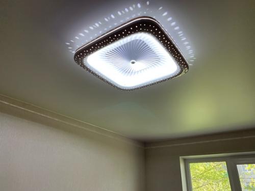 Ремонт в двух комнатах хрущевки закончили. 02