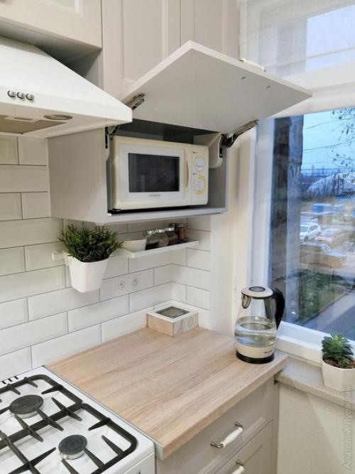 Муж своими руками ремонт на кухне сделал. 04