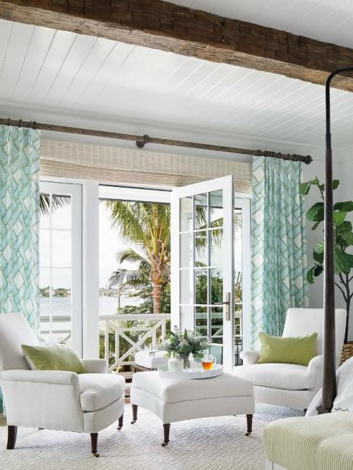 Этот дом - воплощение гармонии между природой и современным комфортом. 01