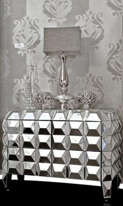 Серебро в интерьере - тренд последних нескольких лет. 04