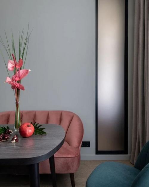 Однокомнатную Квартиру в ЖКBig Time владельцы планировали сдавать в аренду - и пригласили дизайнера для оформления интерьера. 02