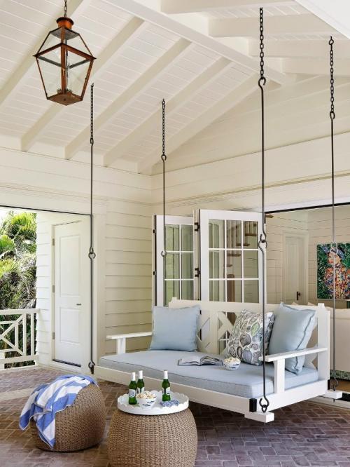 Этот дом - воплощение гармонии между природой и современным комфортом. 04