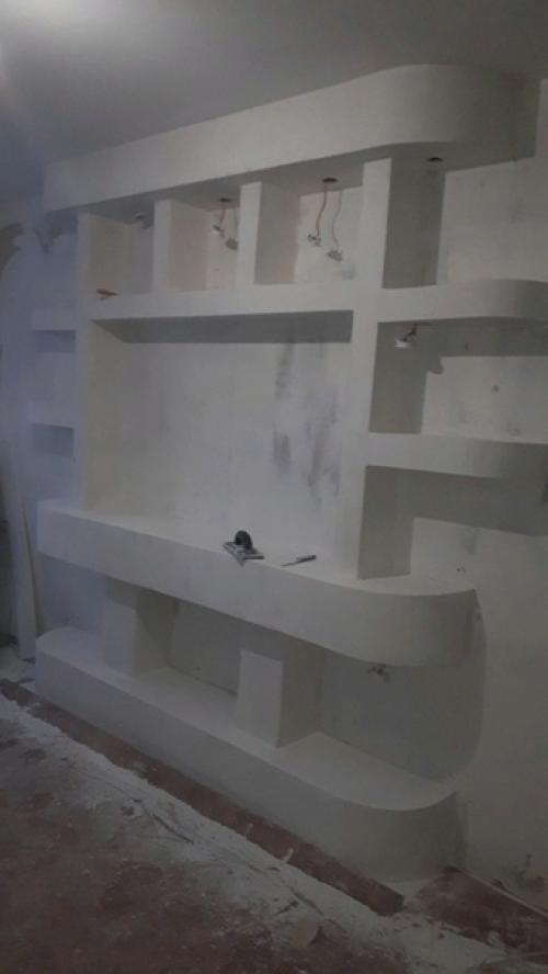 Сделал в комнате TV зону. 03