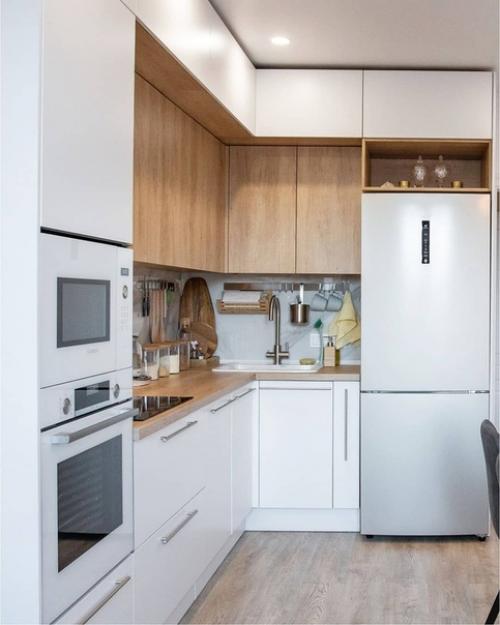 Наша небольшая кухня после ремонта. 02