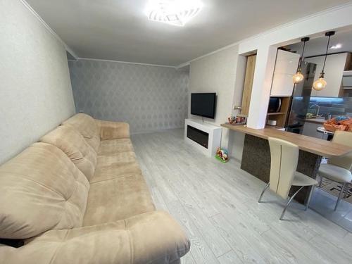 Небольшая квартира для дальнейшей аренды после капитального ремонта, весь ремонт сделали своими руками. 03