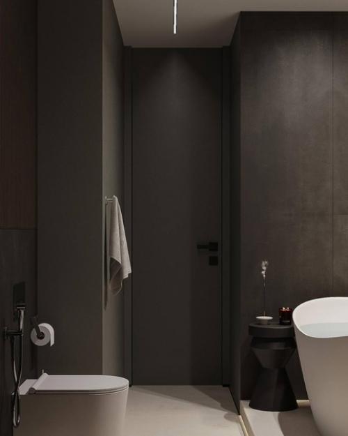 Стильный тёмный интерьер ванной комнаты с контрастной сантехникой. 03