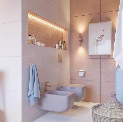 Интерьер просторной ванной комнаты из десятка оттенков розового. 05