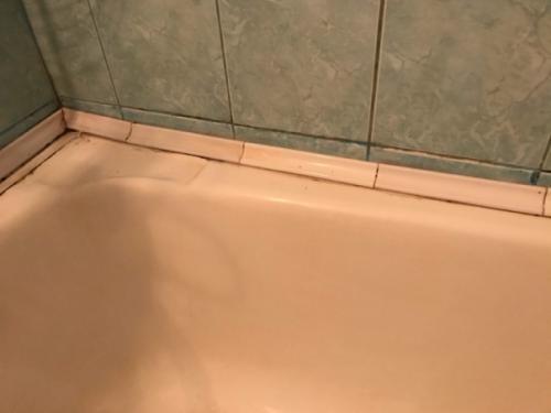 Здравствуйте.  Собираюсь демонтировать старые уголки, вычистить все, и сделать по новой, красиво. 01