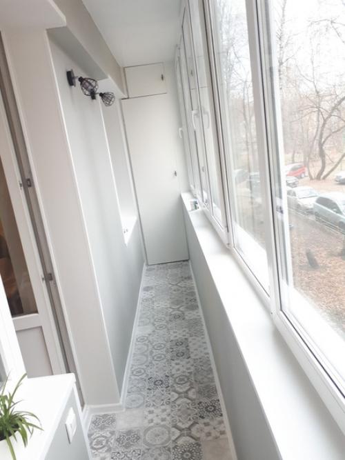 Балкон.  Решил сделать уже капитально, чтоб можно было его использовать всесезонно. 03