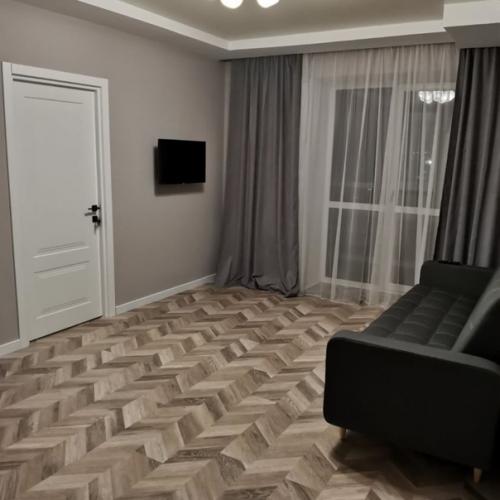 Оренда!  Сучасна квартира з ремонтом, індивідуальним опаленням, меблями та технікою. 05