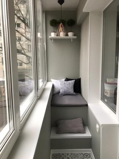 Балкон.  Решил сделать уже капитально, чтоб можно было его использовать всесезонно. 01