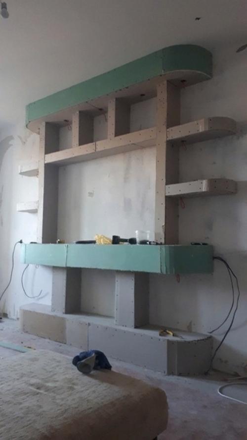 Сделал в комнате TV зону. 02