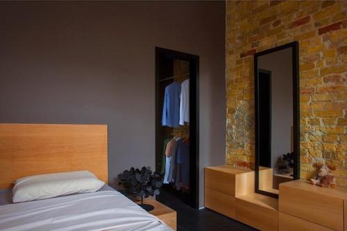 Квартира - лофт в теплых тонах для молодой пары. 05