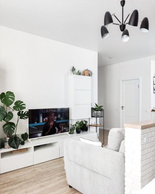 Пару лет назад мы с мужем купили обыкновенную двухкомнатную квартиру в новостройке площадью 60 кв. 02