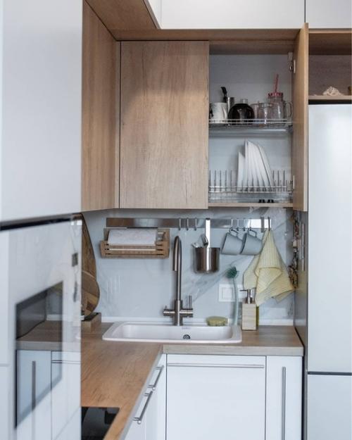 Наша небольшая кухня после ремонта. 04